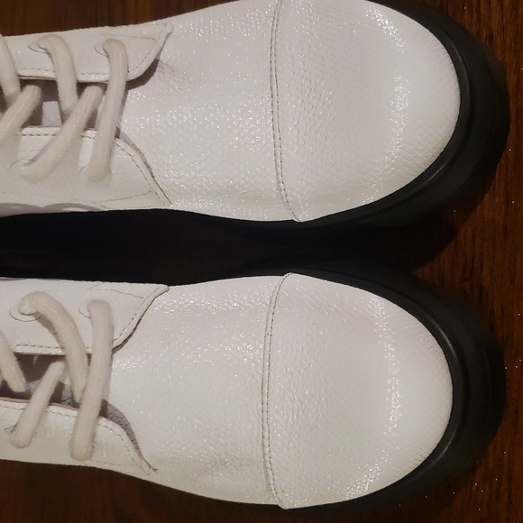 Stuart boots - Picture 9 of 9